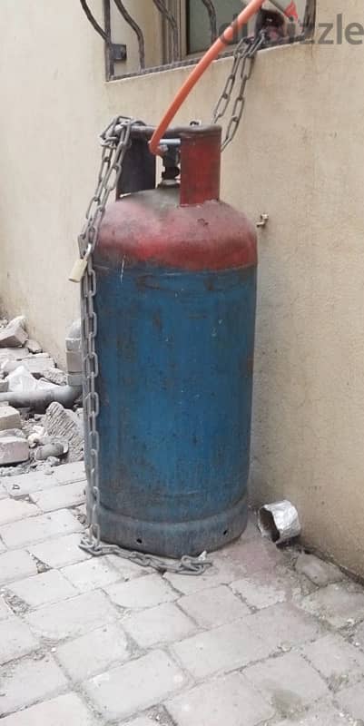 gas cylinder medium sadik wit cooking range free whatspp only 33889950 5