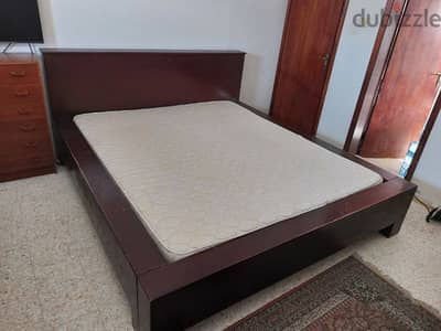 King Size Bed For Sale