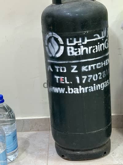 Gas Cylinder- Medium (28 BD - Negotiable)