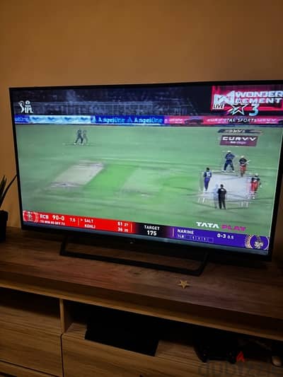 Sony smart Tv 49 inches 65bd