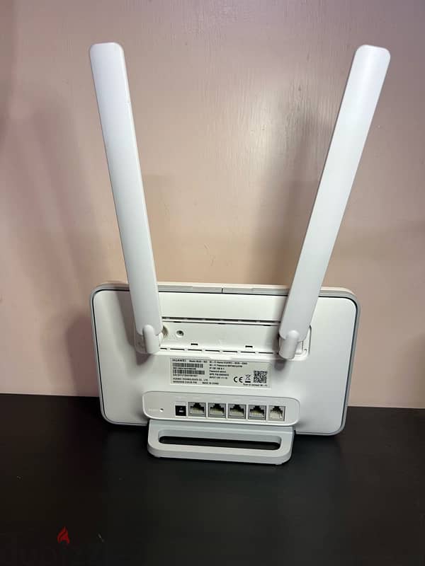 Huawei 4G+ Router Pro 3 (unlocked) 1