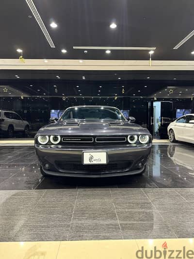 Dodge challenger SXT Model 2018