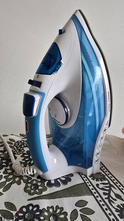 Russel hobbs steam iron