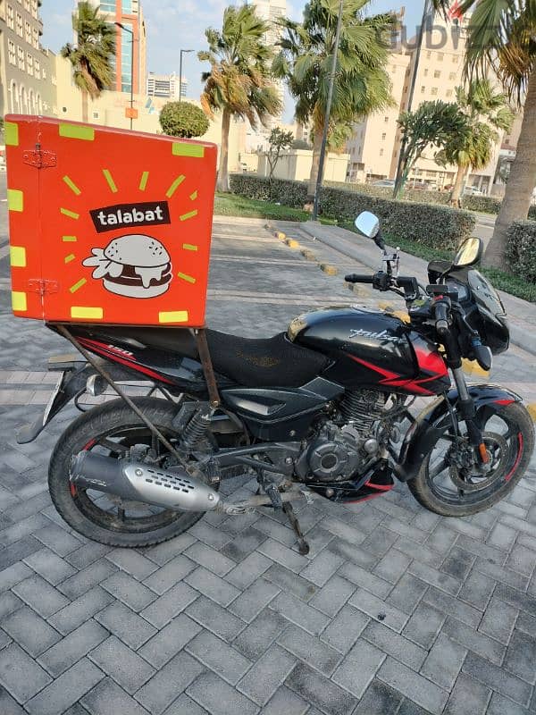 Bajaj pulsar 2020 2