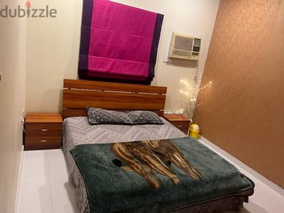 room sharing with executive bachelor from kerala ( 1 person only )