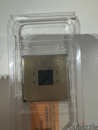 البيع معالج Ryzen 5 5600 عليه ضمان سنة