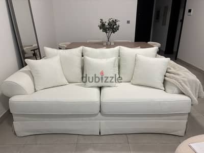 Large Chic White Sofas from THE ONE in Beautiful Condition