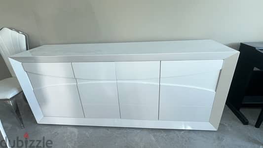 For Sale: Elegant White Dining Set & Buffet – Modern Luxury