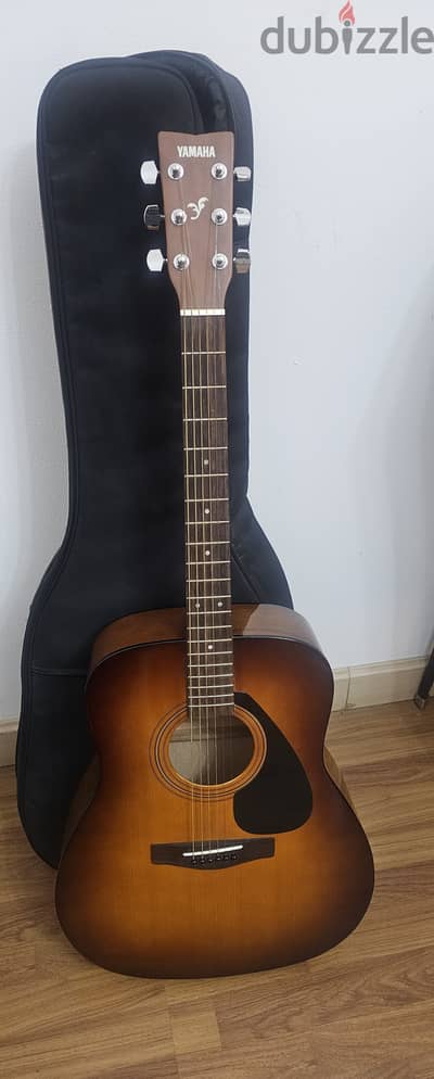 Barely used Yamaha Guitar  with bag