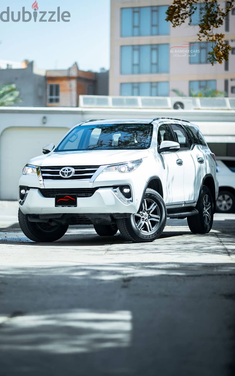 TOYOTA FORTUNER 2017 | EXCELLENT CONDITION | WHITE 4