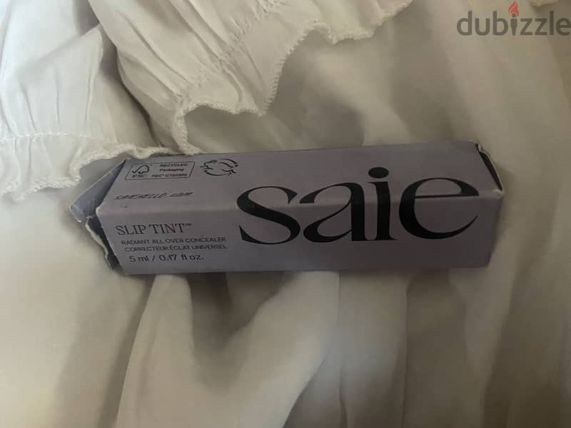 Saie slip tint shade 10 0