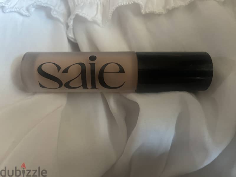 Saie slip tint shade 10 1