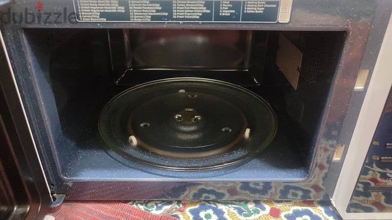 samsung-microwave oven (in good condition) 1