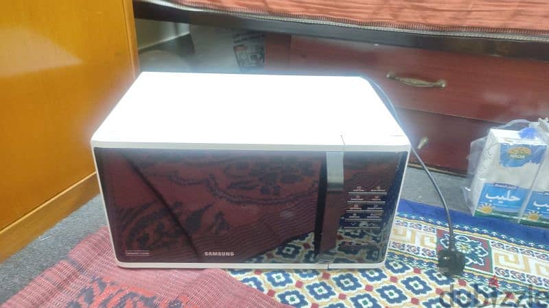 samsung-microwave oven (in good condition) 2