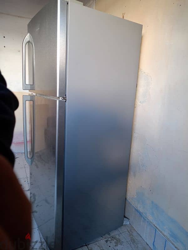 Hisense fridge for sale used good 4