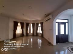 large for bedroom villa in hamala close to bisb 0