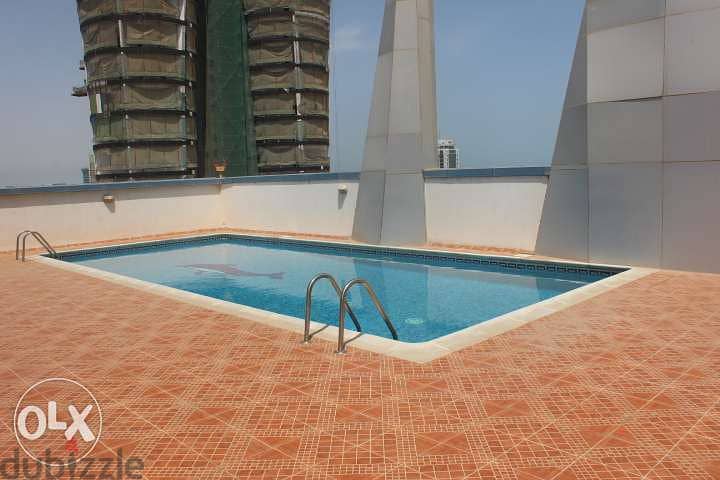 Modern 2 BR in Seef Close City Center Mall 6