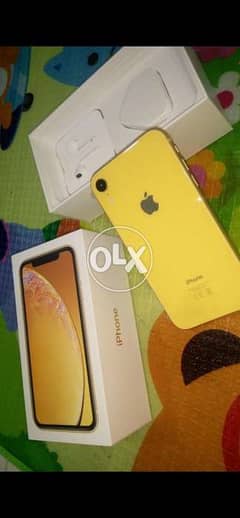 iphone XR 64 GB sporty yellow 90% battery health 0