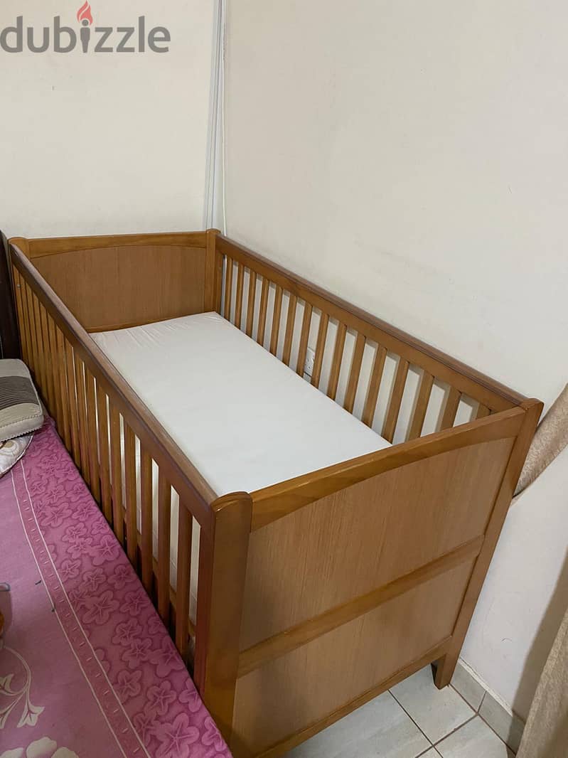 Baby crib for sale in good condition 1