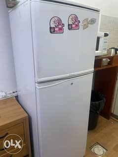 Medium size fridge for sale 0