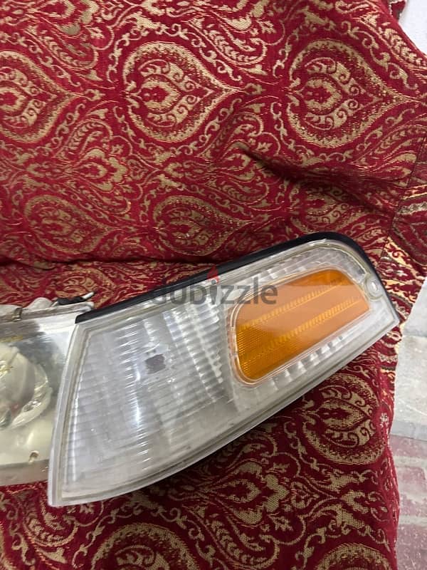 Headlights and side lights for crown victoria for sale 4