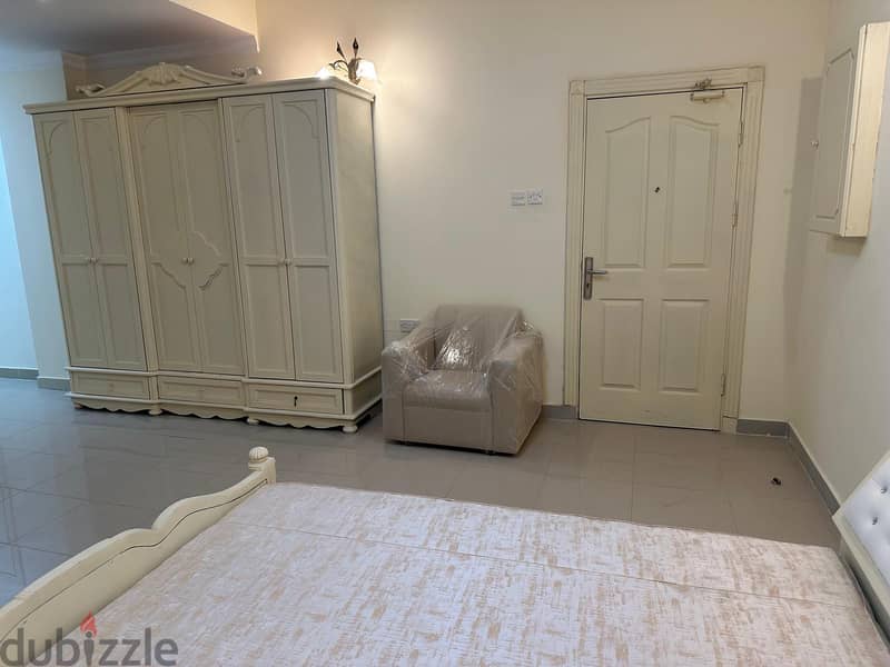 Studios & 1 Bedroom falt for rent Juffair 3