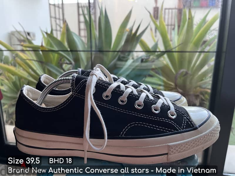 Authentic – Tod’s Sneaker & brand new converse all stars 4