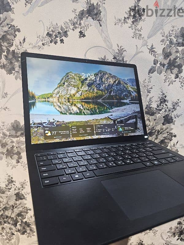 Microsoft Surface  2K 13.5" Touchscreen Laptop i7-11TH 16GB RAM 512GB 3