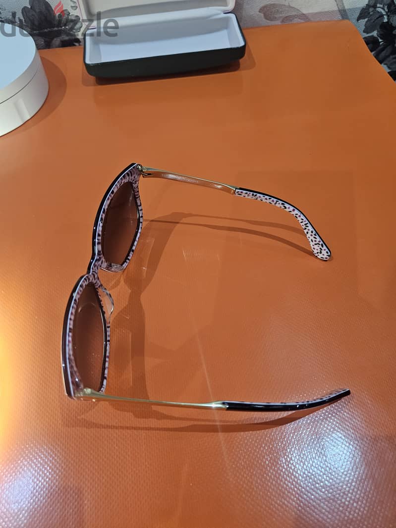 kate spade NEW YORK sun glassess 4