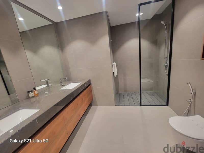 Free Hold Brand new 4 Bed Villa Amwaj 6