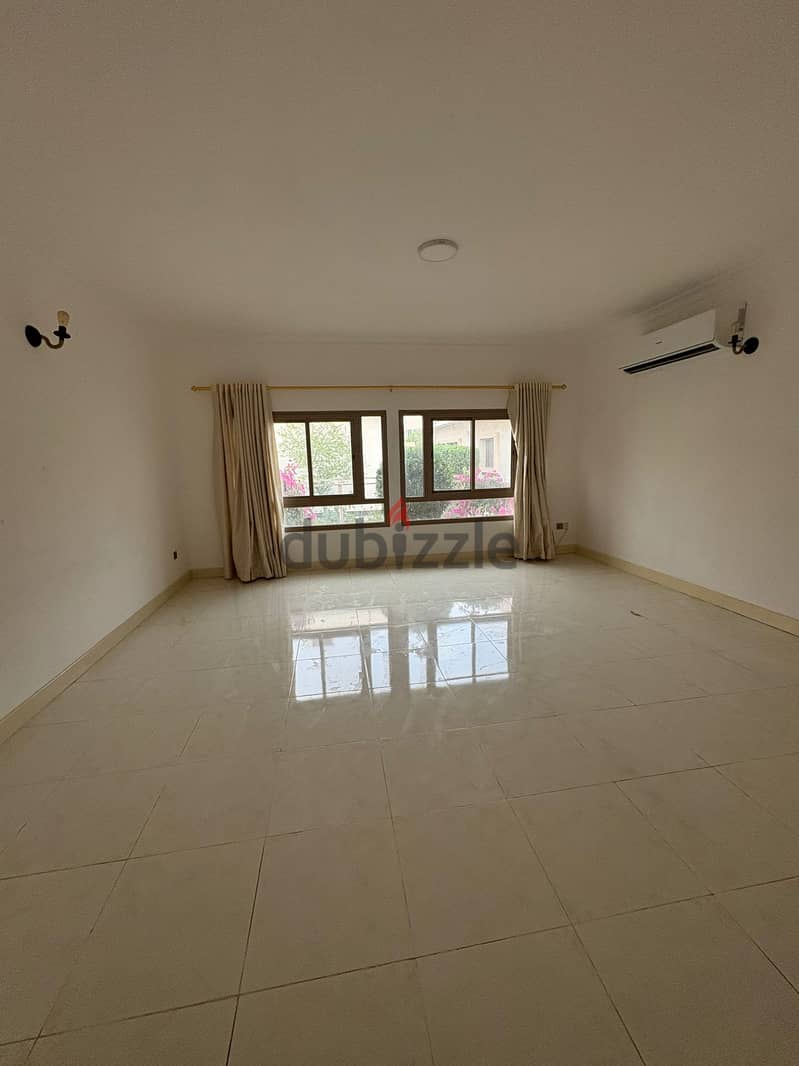 Villa for rent in Markh 7
