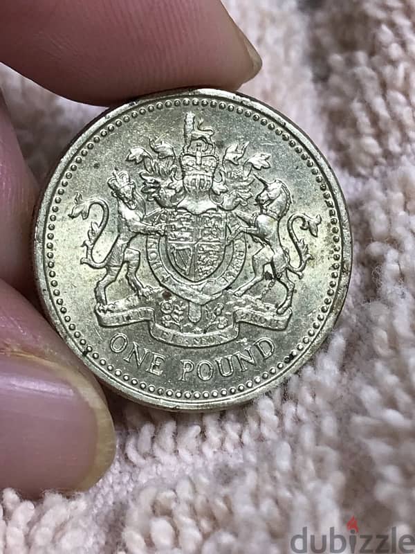 1983 Queen Elizabeth II 1 Lb Coin error 3