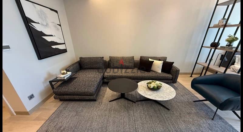 A luxurious seaview studio apartment for rent 2