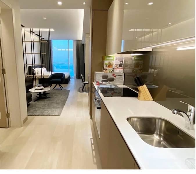 A luxurious seaview studio apartment for rent 5