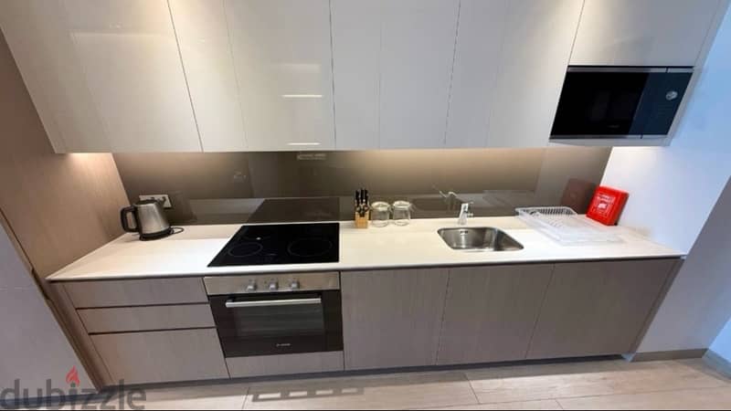 A luxurious seaview studio apartment for rent 6