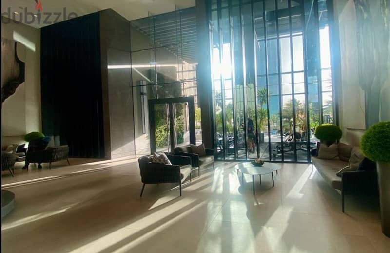 A luxurious seaview studio apartment for rent 13