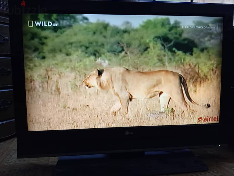 40 inch LG (Lcd) tv for sale 3