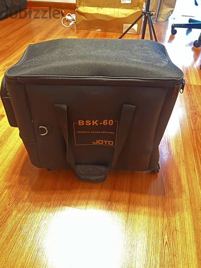 HARTKE HD 25 BASS AMP with AMP case