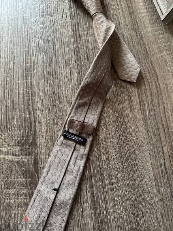 DOLCE& GAB8ANA TIE 1
