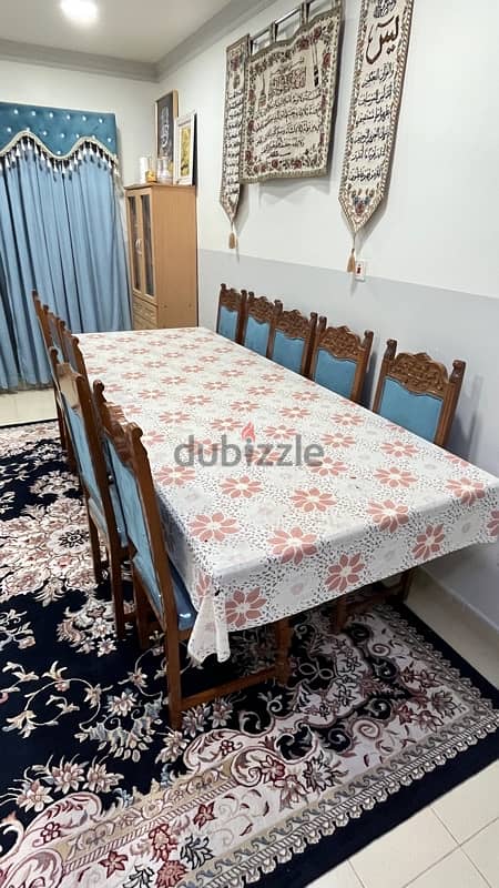 Elegant 10-Seater Dining Table Set for Sale 2