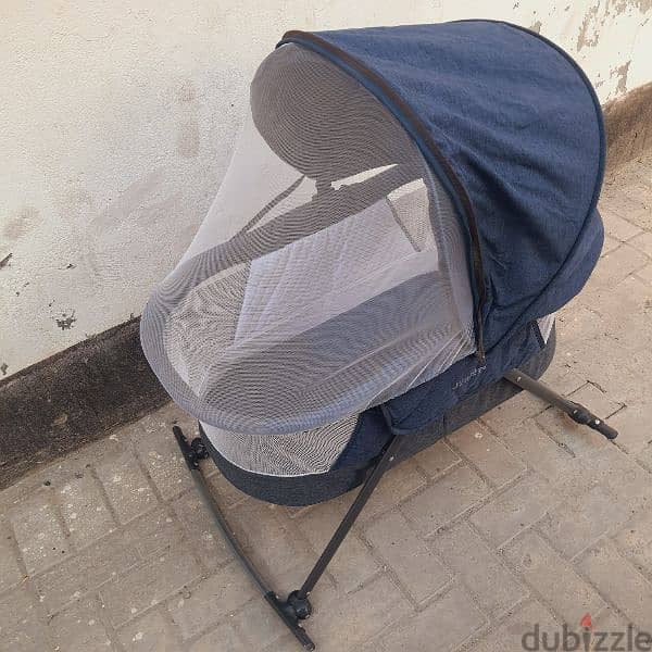 Call (36216143) Junior's Baby Bed it's in new condition never been use 1