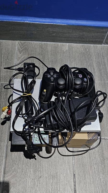 PS2 SILVER MODDED 128GB + 34GB 4