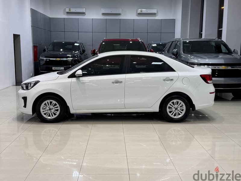 Kia Pegas 2025 White 2