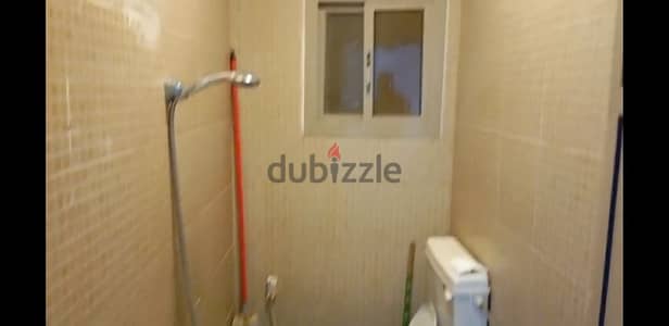 بسوق الرفاعFlat for rent   شقه للايجار