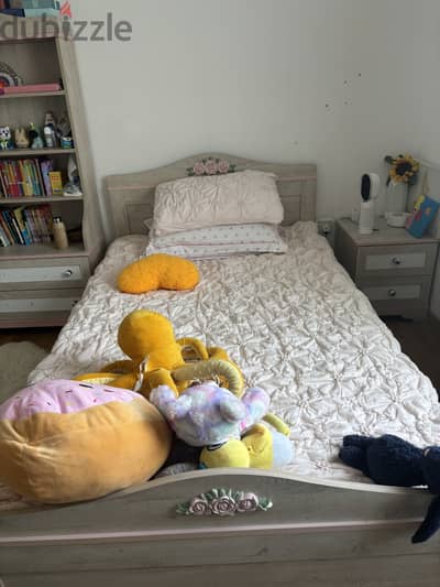 Girls Bedroom Set - Home Center 30BD for a full bedroom set - Furniture ...