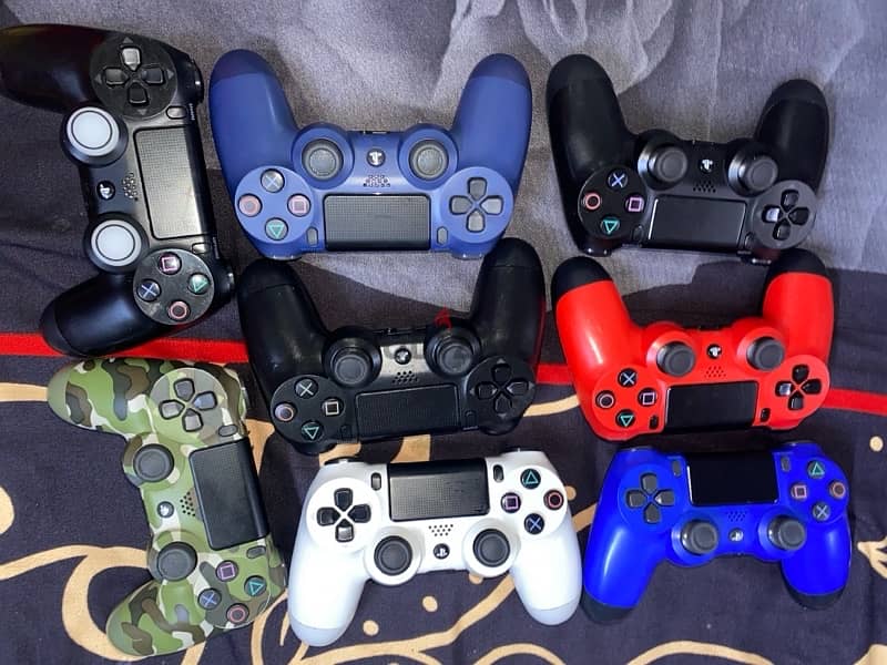 PS4 original controller for Sale Urgent 4