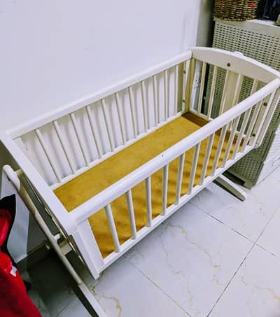 baby cot