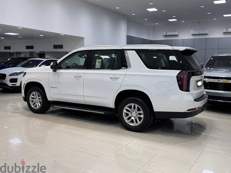 Chevrolet Tahoe LS 2025 White 6