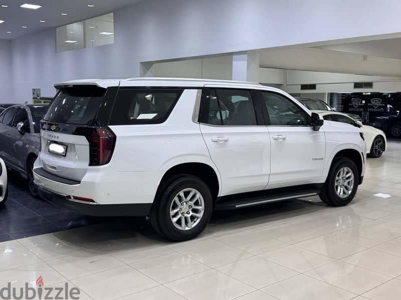 Chevrolet Tahoe LS 2025 White 7