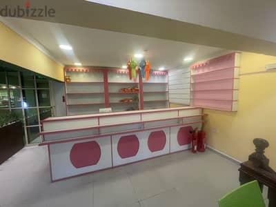 Shelves with counter